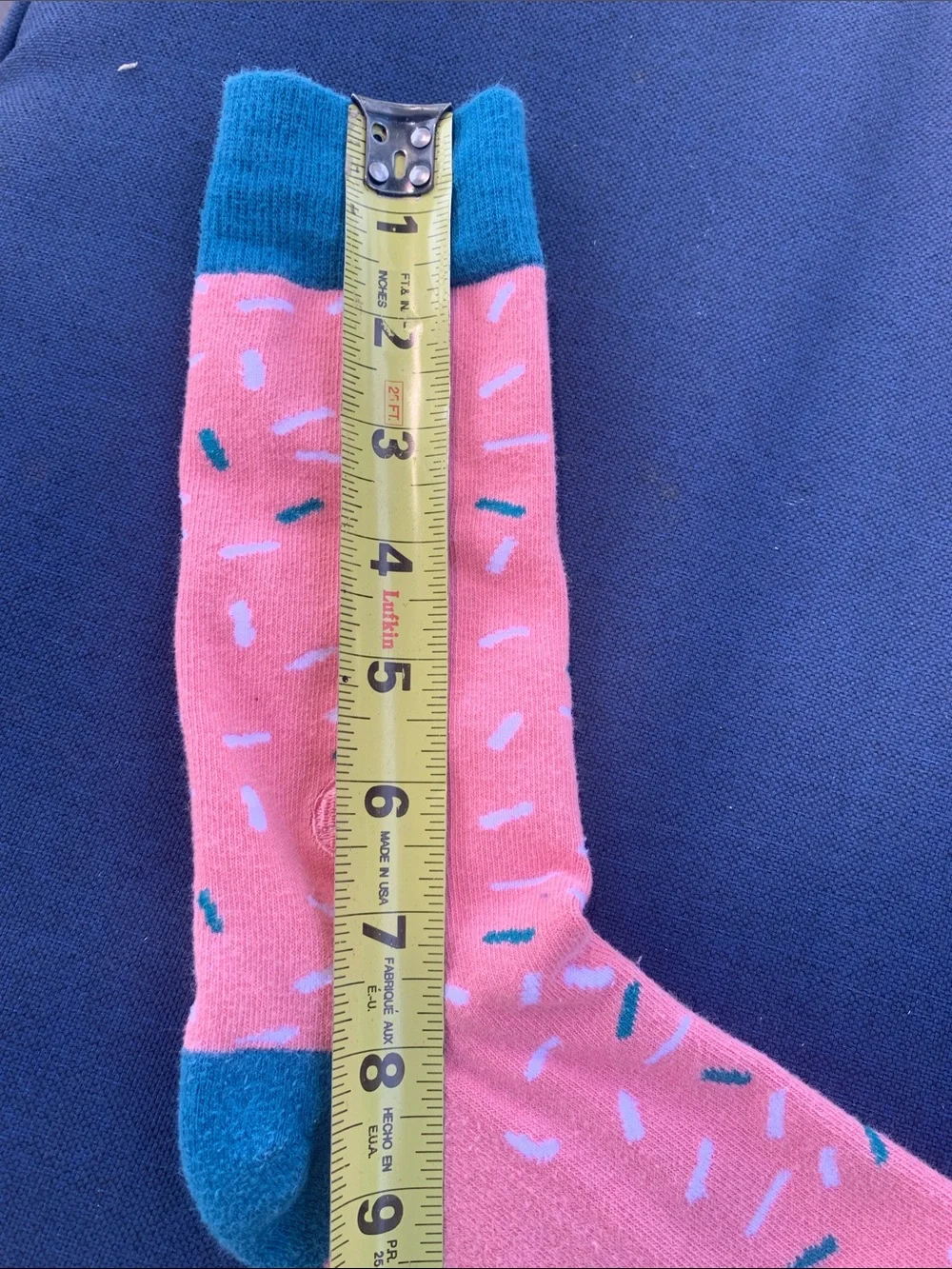 Conscious Step pink socks